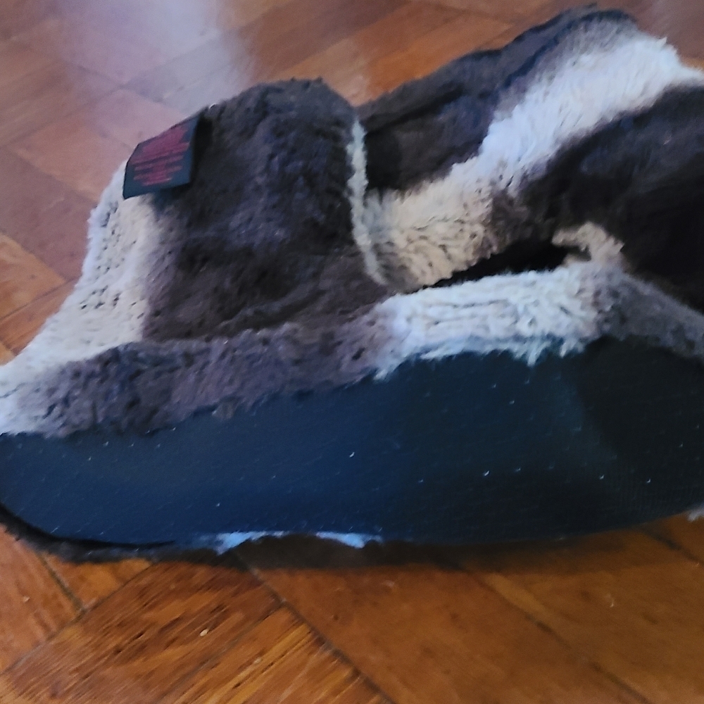Faux Fur Slippers Size 7 7.5 Hp 🔥🔥🔥🔥 - Picture 3 of 8